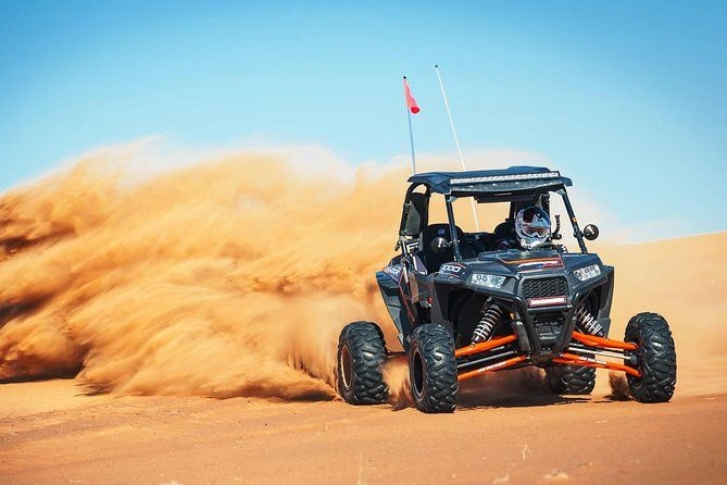 4-seat family dune buggy in the Dubai desert